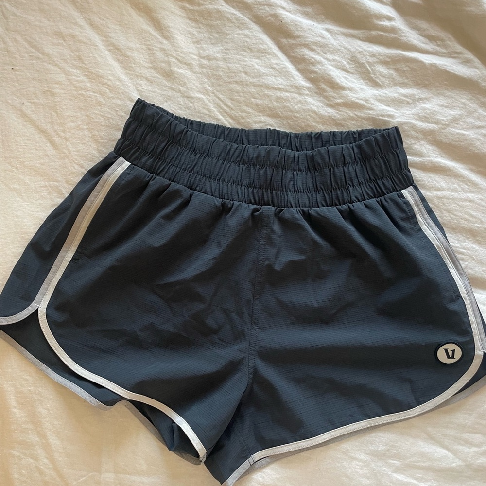 Iike New Vuori Shorts
